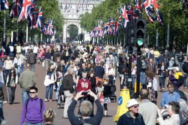 Заради Брекзита туристите в Лондон срещу по-малко пари купуват повече
