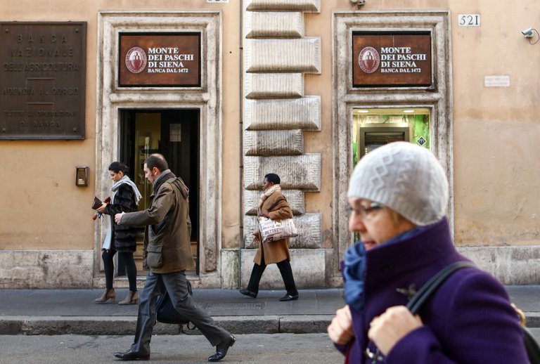 Клон на банка Монте дей Паски ди Сиена в Рим