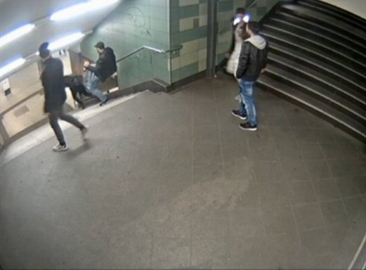 Нападателят от берлинското метро е рецидивист от ромски произход