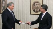 Лебедовата песен на РБ: взеха мандата и предлагат Борисов за премиер