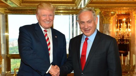 Доналд Тръмп и Бенямин Нетаняху по време на среща в "Тръмп тауър" в Ню Йорк през септември 2016-та