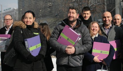Жалби препъват регистрацията на "Да, България", но не и участието й в изборите