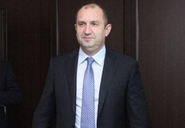 Румен Радев, сн. БГНЕС