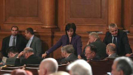 Служебният премиер Огнян Герджиков е харесван в почти всички партии