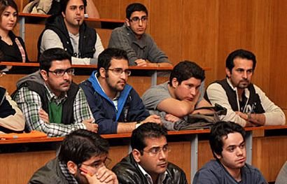Иранските студенти се чувстват сякаш са им ограбили американската мечта
