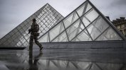 Нападателят от Лувъра отрича връзка с "Ислямска държава"