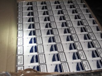 Полицаи от Плевен са разследвани за кражба на цигари за 2.3 млн. лв