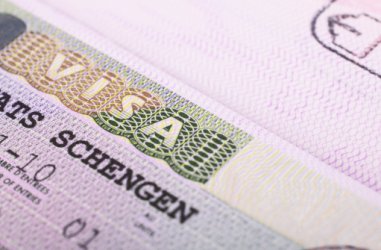 ЕС въвежда промени в механизма за връщането на визите за чужденци