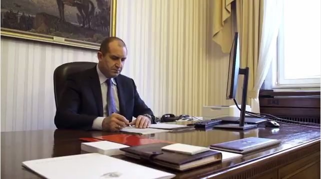 Президентът Радев отчете първия си месец с видеоклип