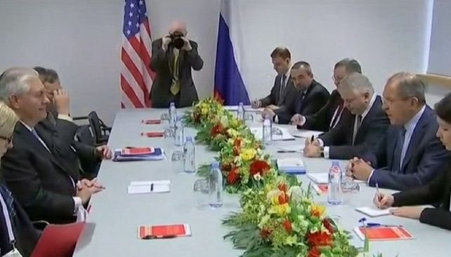 Тилърсън към Лавров: САЩ ще сътрудничат с Русия, само ако това отговаря на интересите ни