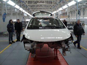 Приключи третият опит за завод за коли в България