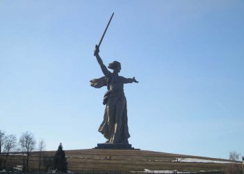 Жириновски предлага Волгоград да си върне името Сталинград