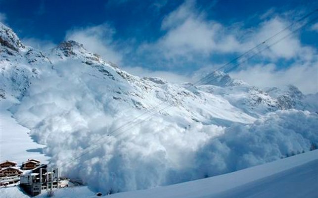 Българин загина от лавина под връх Тодорка