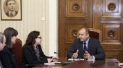 Президентът разговаря с шефката на румънската антикорупционна дирекция