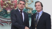 Български университет изгони световно признат лектор, награден от НАСА