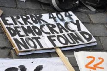 "Фрийдъм хаус": В Полша и Унгария има "срив на демокрацията"