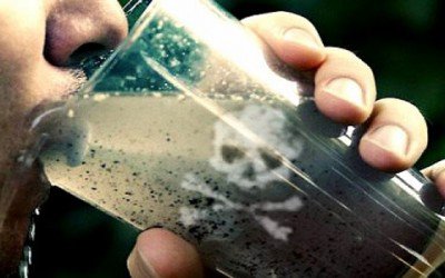 Как и защо държавата завихри буря в чаша вода?
