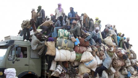 Намалява броят на мигрантите, прекосяващи Нигер към Либия
