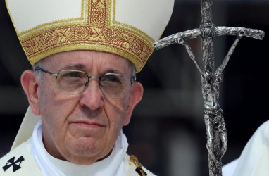 Папата няма да отмени планираното посещение в Египет
