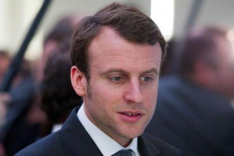 Макрон призова французите да доведат на власт ново поколение политици