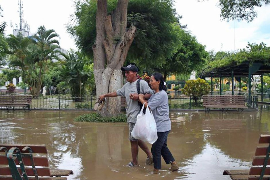 Стотици жертви и разрушена инфраструктура след наводнения в Перу