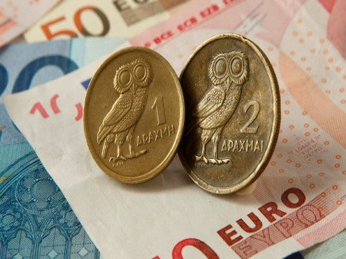 Всеки трети грък не е платил и евро данък през 2016 г.