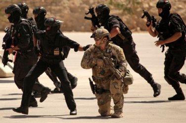 Тръмп дава правомощия на Пентагона да променя контингентите в Сирия и Ирак