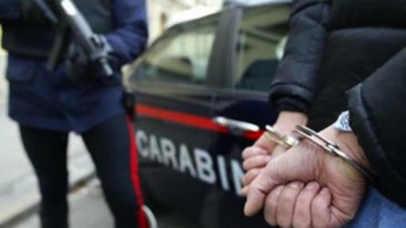 В Италия са арестувани десетки членове на калабрийската мафия, присвоили пари за мигранти
