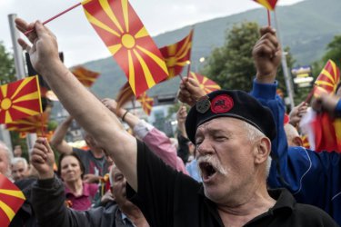 ЕС, САЩ, НАТО и ОССЕ осъдиха размириците в Македония