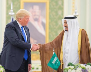 Президентът на САЩ Доналд Тръмп и кралят на Саудитска Арабия Салман бин Абдулазис ал-Сауд, Снимка: ЕПА/БГНЕС