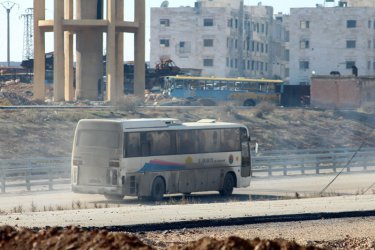 Стотици жители на Алепо са загинали  в затворите на терористите
