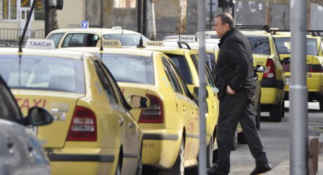 Всеки десети таксиметров апарат е в нарушение
