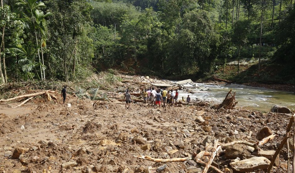 Най-малко 200 загинали след наводненията в Шри Ланка