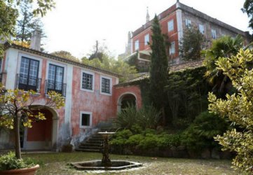 Мадона си купи имение в Португалия