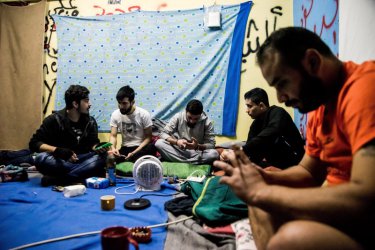 ЕС приема от Турция 5 пъти повече бежанци, отколкото връща в нея