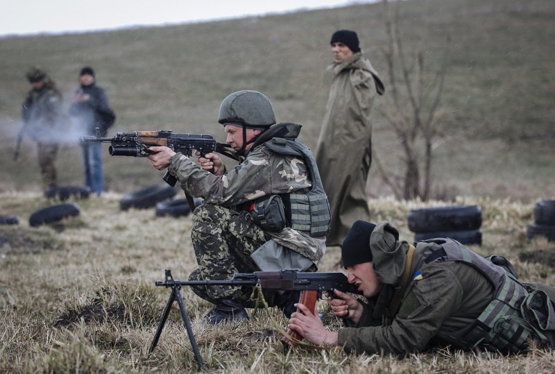 "Хлебно примирие" влезе в сила в Източна Украйна