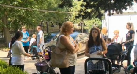 Граждански протест пред "Шейново" срещу насилието над медици