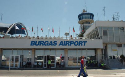Аварирал самолет на летище Бургас обърка графика на полетите