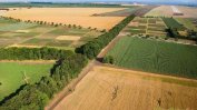 България търси нови ограничения за  продажбата на земя на чужденци