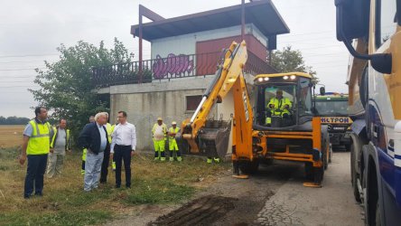Започна ремонтът на 14 км от второкласния път Добрич - Кардам