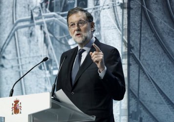 Испанският премиер е сезирал Конституционния съд заради референдума в Каталуния