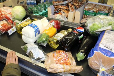 Ново сравнение: Няма разлика по етикети между храни в България и ЕС