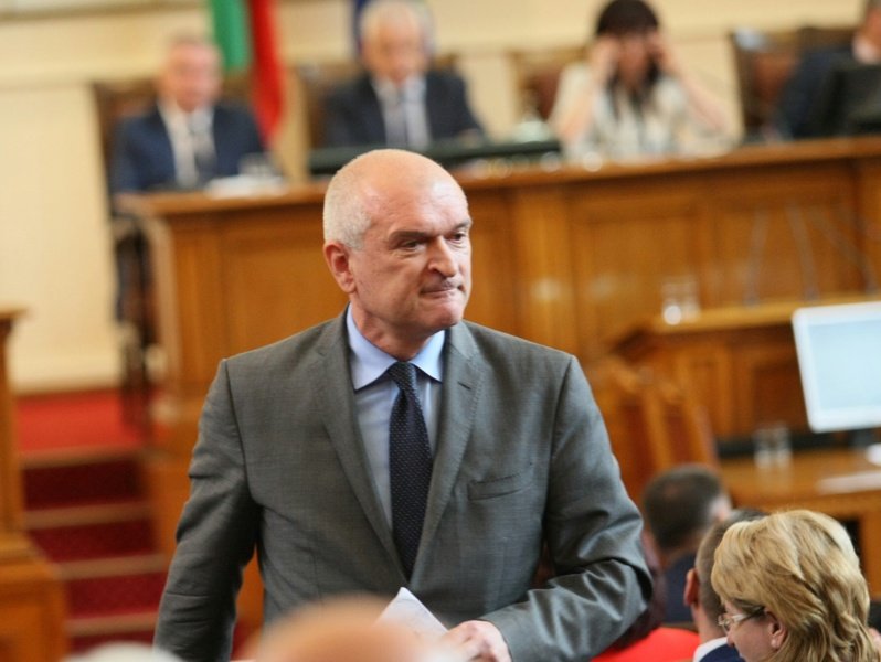 Шефът на парламента на официално посещение в Скопие в деня на Суперкупата на Европа