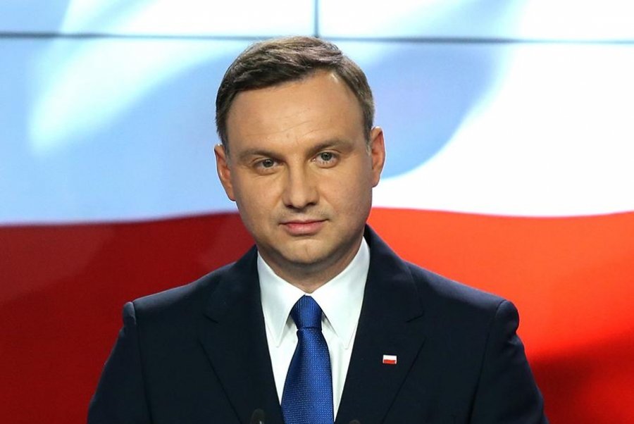 Президентът на Полша отказа да утвърждава нови генерали и адмирали