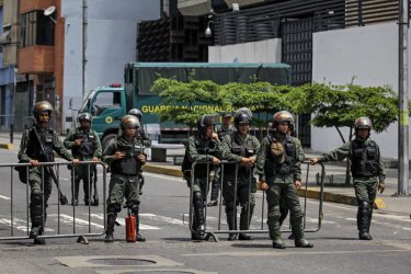 Венецуела започна военни маневри след налагането на санкции