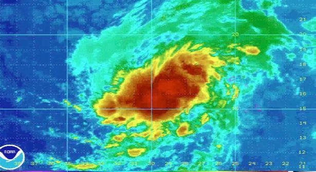 Нови тропически бури набират сила над Източния Атлантик и край Мексико