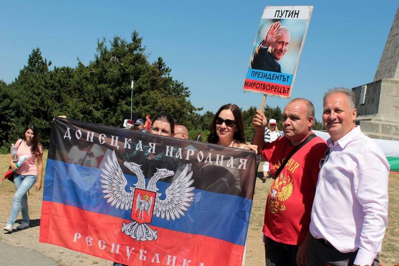 Валери Симеонов обяви феновете на проруските сепаратисти за "сбърканяци"