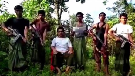 Бунтовниците рохинги, не искат помощта на международни терористични организации