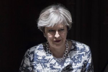 Тереза Мей: Великобритания излиза от ЕС 2019 г., а пълният Брекзит ще е две години по-късно