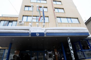 НЗОК ще приключи годината с дефицит от 35 млн. лева